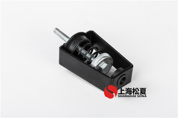 安裝動臂彈簧減震器時必須注意什么？